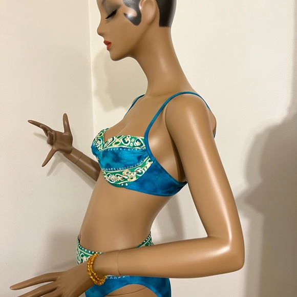 2 Piece Gottex Bathing Suit - Picture 8 of 14